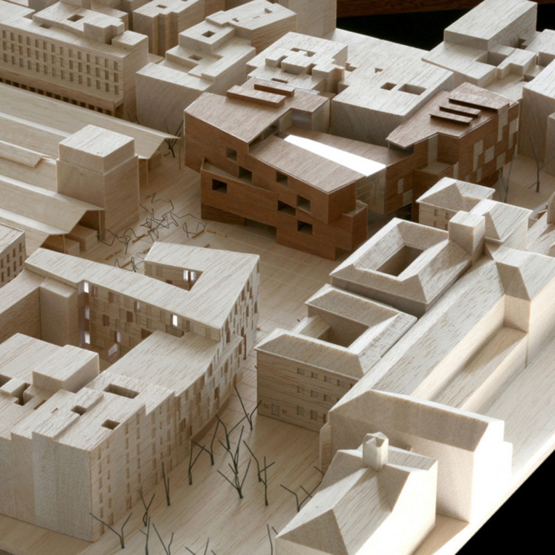 img Conditioning facilities and construction of a parking in the Gardunya square located in Barcelona